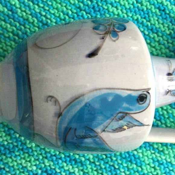 Beautiful handled ceramic vase water pitcher birds butterflies hand painted blue - Picture 5 of 10